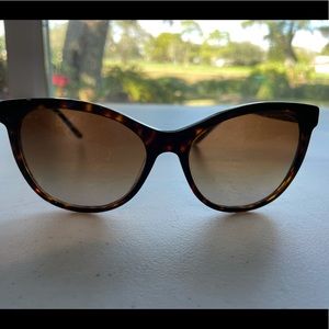 Burberry sunglasses